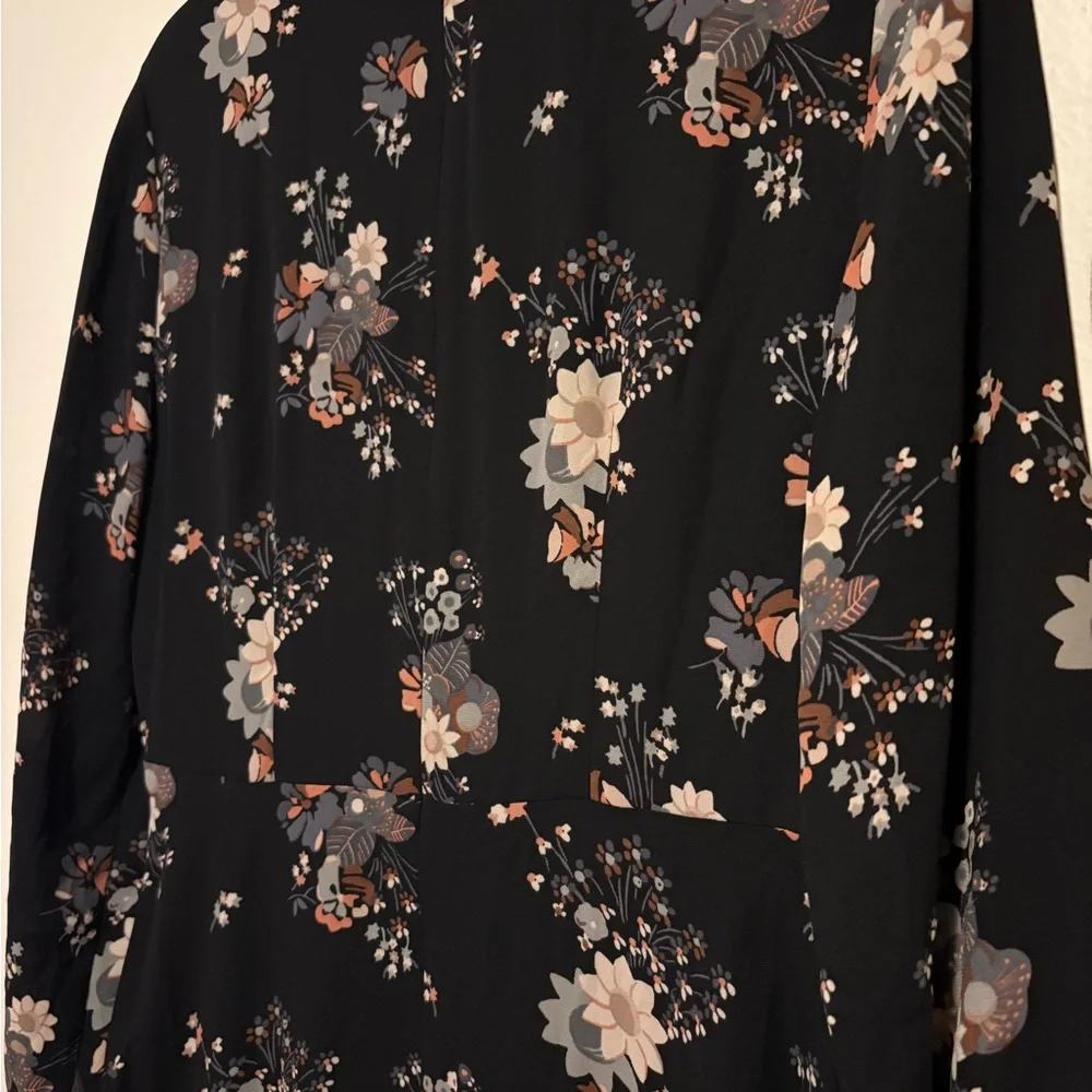 LOFT Black and Pink Floral Long Sleeve Dress - Picture 6 of 7